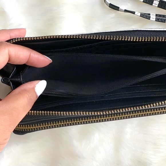 Target Long Wallet - Picture 7 of 7